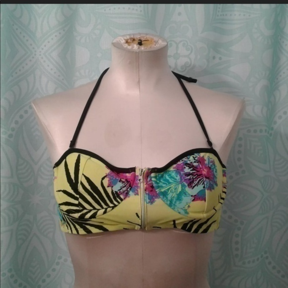 Xhilaration Yellow Floral Bikini Top Size Small